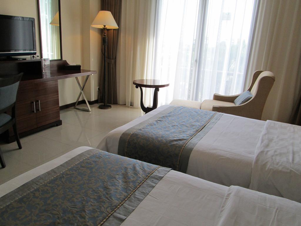 בנדונג Asmila Boutique Hotel מראה חיצוני תמונה