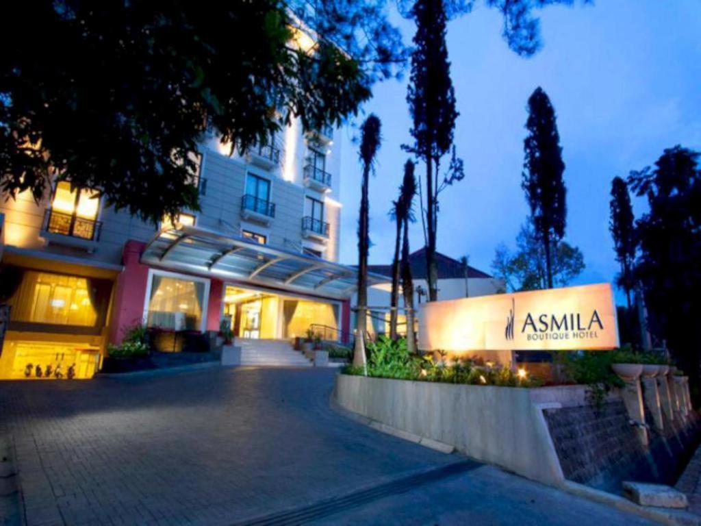 בנדונג Asmila Boutique Hotel מראה חיצוני תמונה