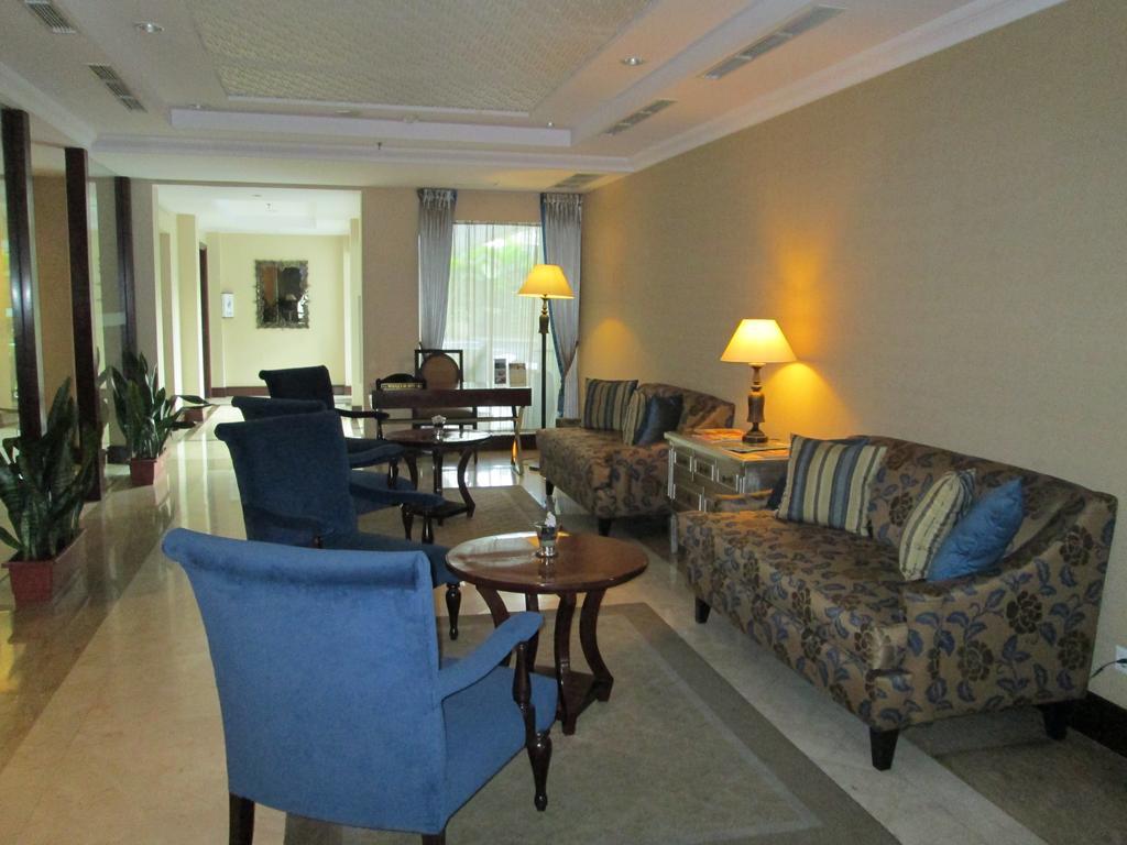 בנדונג Asmila Boutique Hotel מראה חיצוני תמונה