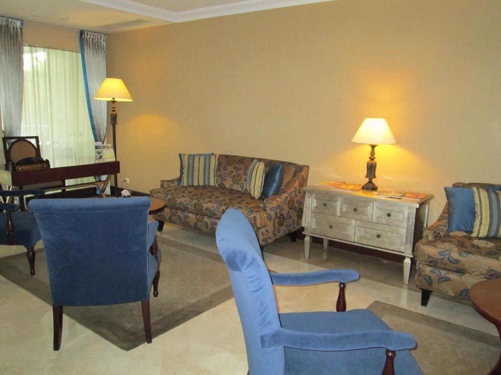 בנדונג Asmila Boutique Hotel מראה חיצוני תמונה