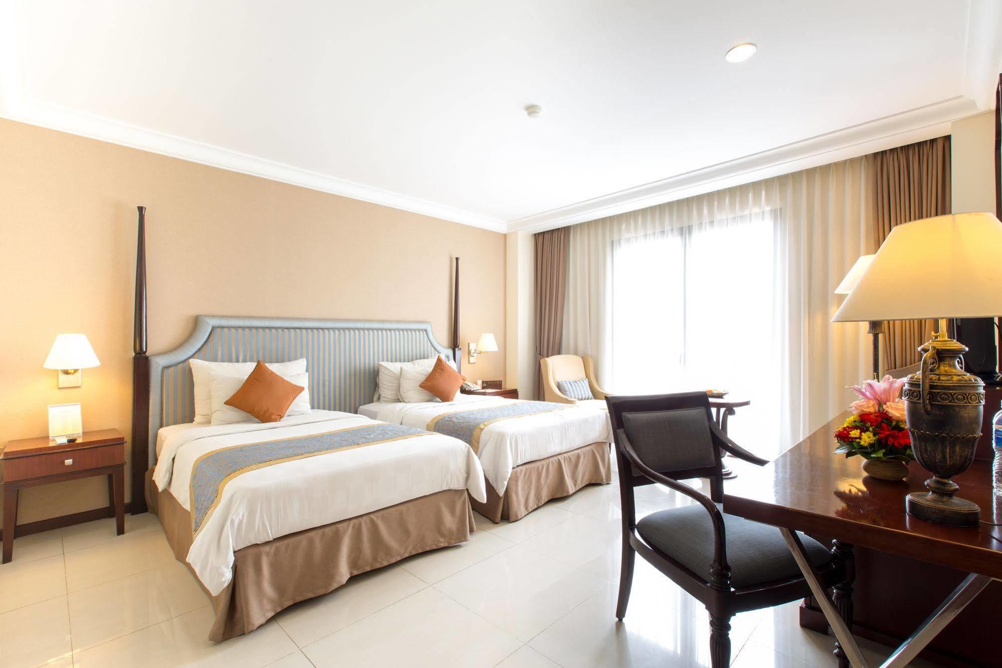 בנדונג Asmila Boutique Hotel מראה חיצוני תמונה