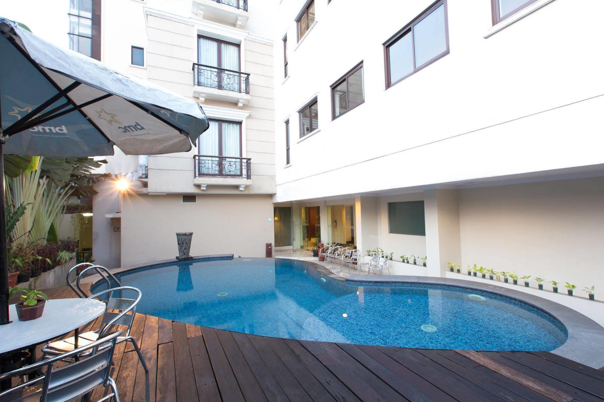 בנדונג Asmila Boutique Hotel מראה חיצוני תמונה